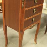 764 1460 CHEST OF DRAWERS